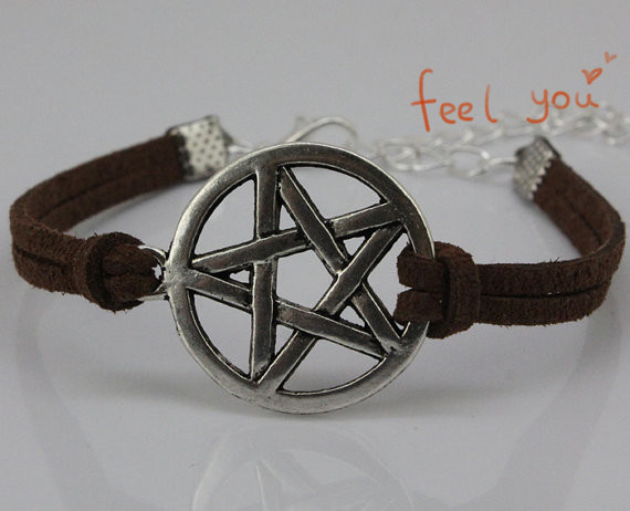 Simple Fashion Leather Bracelet, The Gift Of Friendship.